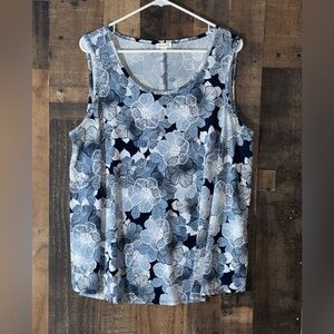 Women’s 1x Westport Blue Floral Scoop Neck Tank